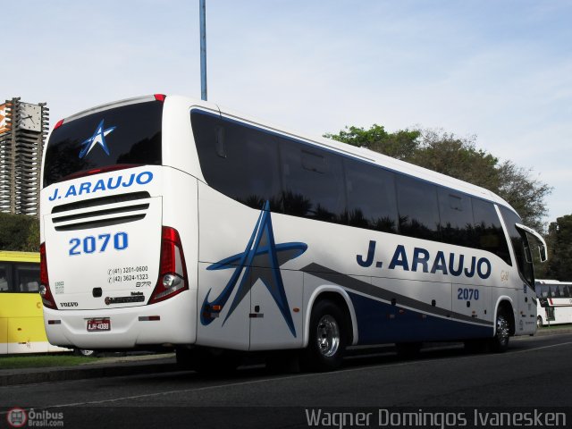 J. Araujo 2070 na cidade de Curitiba, Paraná, Brasil, por Wagner Domingos Ivanesken. Número da foto: #549127.