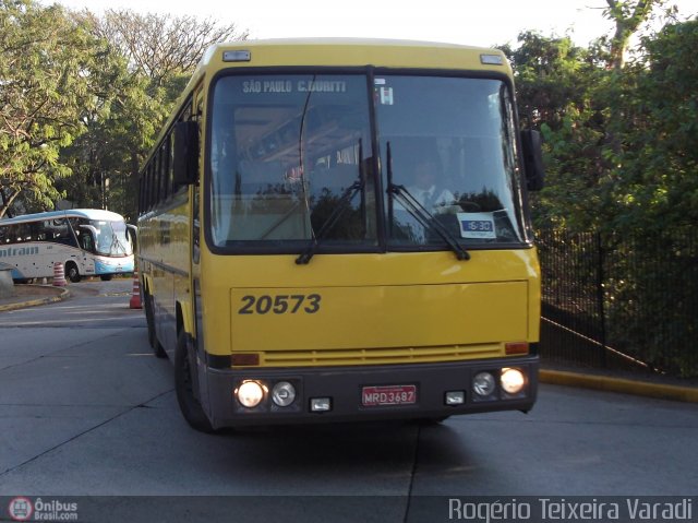 Viação Itapemirim 20573 na cidade de São Paulo, São Paulo, Brasil, por Rogério Teixeira Varadi. ID da foto: 550955.