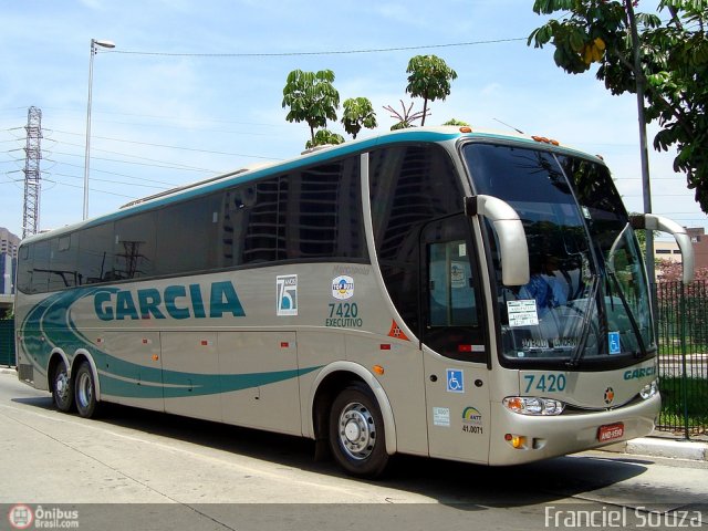 Viação Garcia 7420 na cidade de São Paulo, São Paulo, Brasil, por Franciel Souza. Número da foto: #520969.