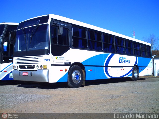 Trans Express 705 na cidade de Passo do Sobrado, Rio Grande do Sul, Brasil, por Eduardo Machado. Número da foto: #523935.