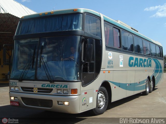 Viação Garcia 6874 na cidade de Maringá, Paraná, Brasil, por Robson Alves. Número da foto: #523867.