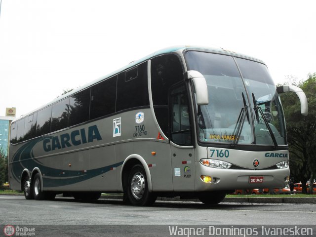 Viação Garcia 7160 na cidade de Curitiba, Paraná, Brasil, por Wagner Domingos Ivanesken. Número da foto: #570376.