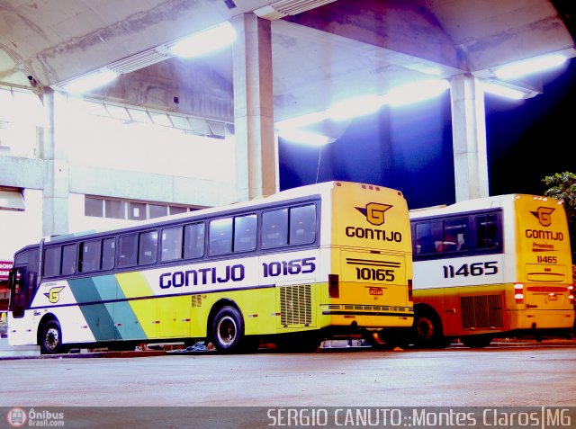 Empresa Gontijo de Transportes 10165 na cidade de Montes Claros, Minas Gerais, Brasil, por Sérgio Augusto Braga Canuto. ID da foto: 571865.