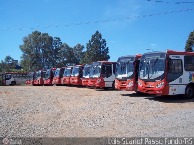 Codepas GARAGEM na cidade de Passo Fundo, Rio Grande do Sul, Brasil, por Luis Scariot. Número da foto: #574805.