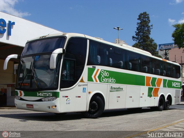 Cia. São Geraldo de Viação 14255 na cidade de Sorocaba, São Paulo, Brasil, por Elias  Junior. Número da foto: #587291.