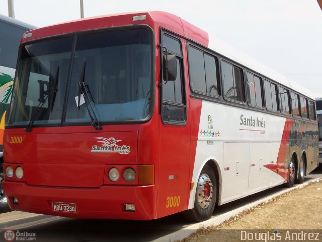Santa Inês Tour 3000 na cidade de Trindade, Goiás, Brasil, por Douglas Andrez. Número da foto: #588663.