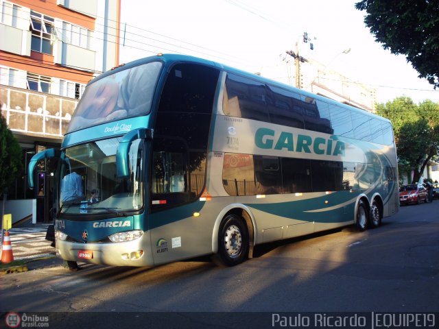 Viação Garcia 7174 na cidade de Londrina, Paraná, Brasil, por Paulo Ricardo. ID da foto: 589741.