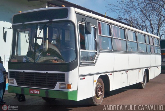 Ônibus Particulares 3488 na cidade de Ladário, Mato Grosso do Sul, Brasil, por Andrea Yule Carvalho. ID da foto: 559397.