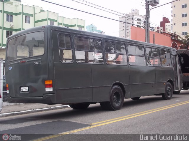 Exército Brasileiro 63BI na cidade de São José, Santa Catarina, Brasil, por Daniel Guardiola. Número da foto: #560509.
