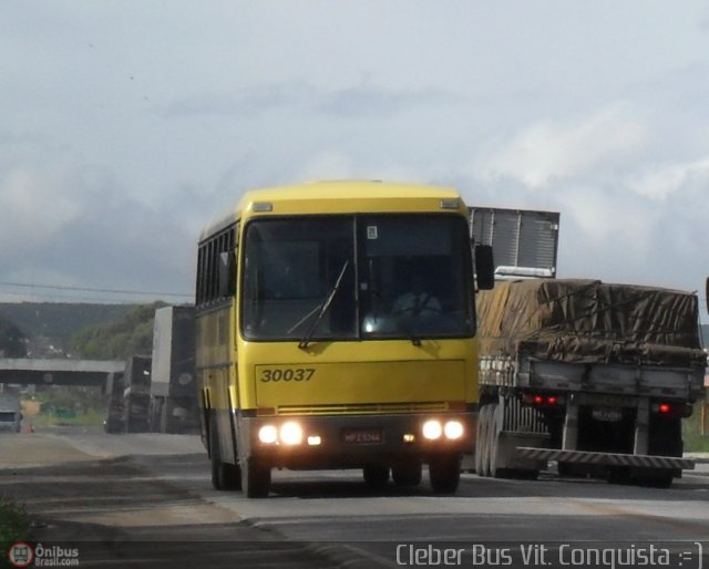 Viação Itapemirim 30037 na cidade de Vitória da Conquista, Bahia, Brasil, por Cleber Bus. ID da foto: 563783.